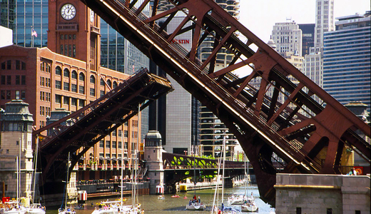 Chicago's bridges in the summertime PHOTO: Tripp via Flickr + Wikimedia Commons