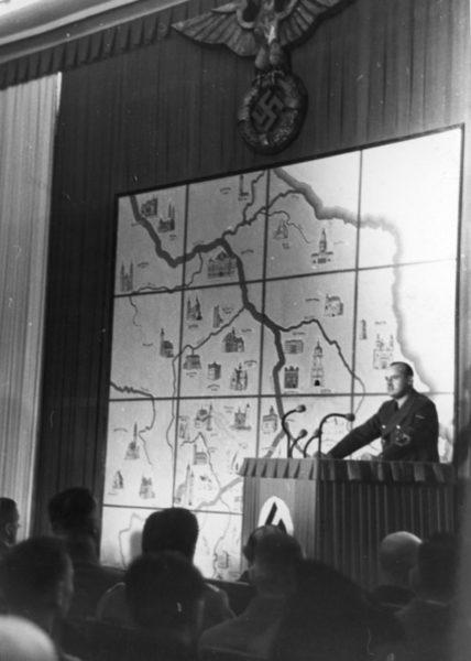 Hans Frank addresses Nazi leaders